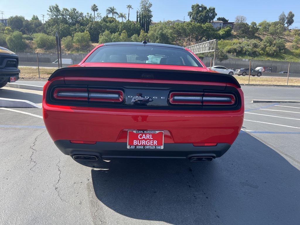 Vehicle image 7 of 13
