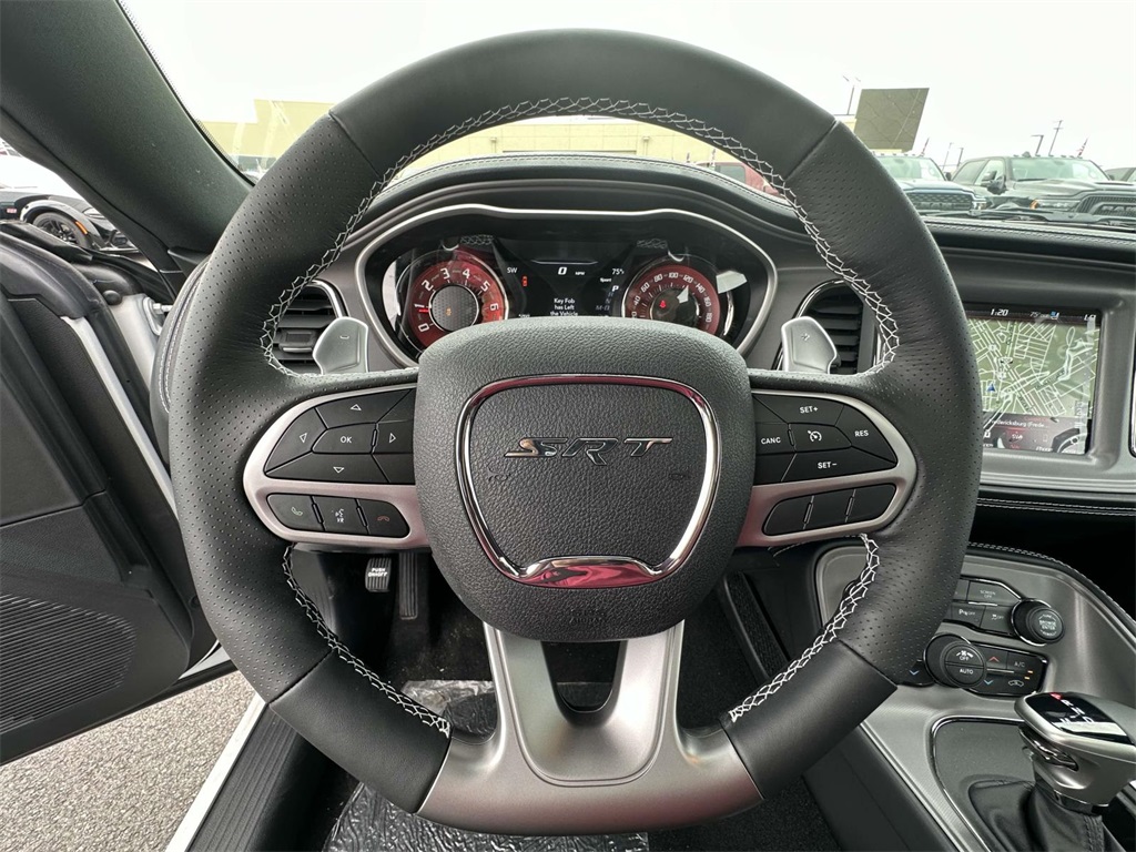 Vehicle image 12 of 19