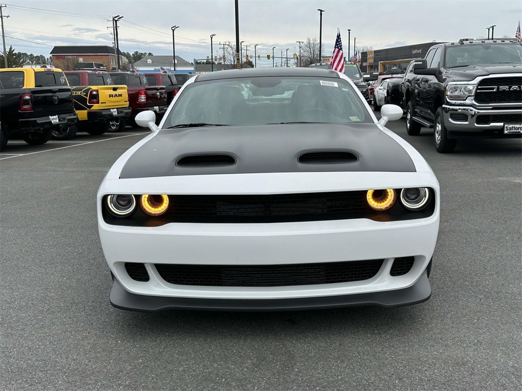 Vehicle image 3 of 19