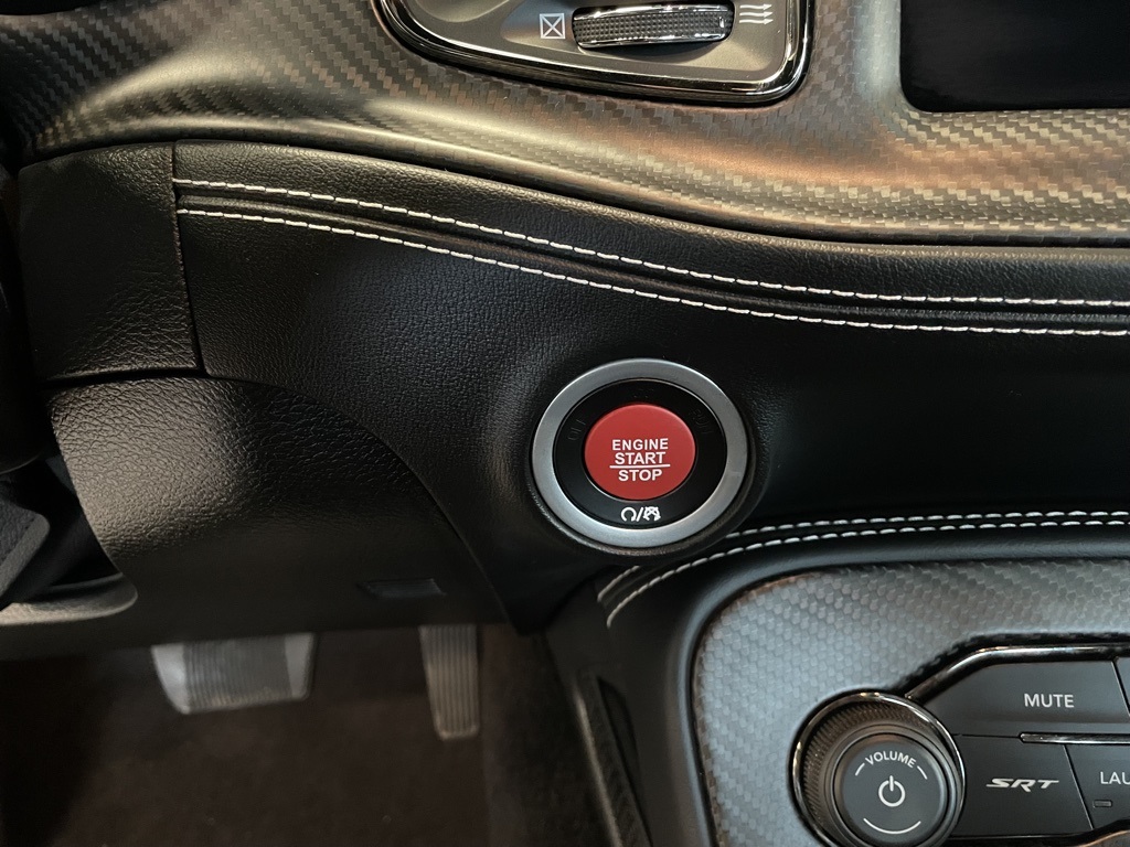 Vehicle image 19 of 29