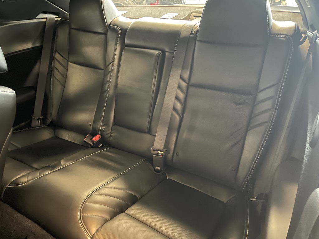 Vehicle image 24 of 29