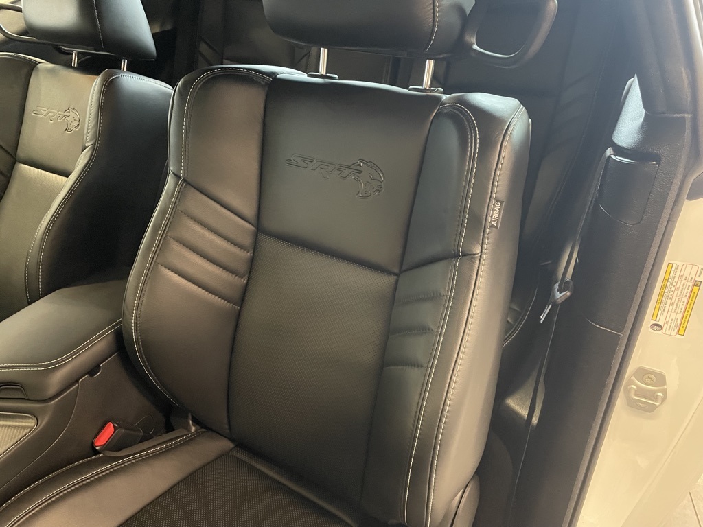 Vehicle image 15 of 29
