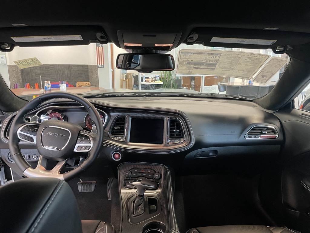 Vehicle image 21 of 29