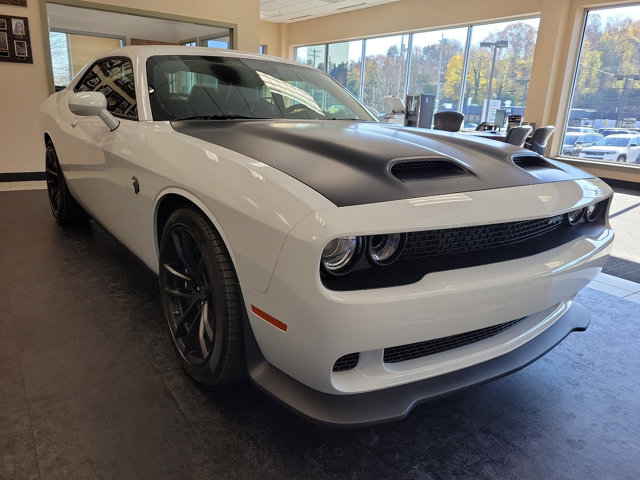 Vehicle image 2 of 20