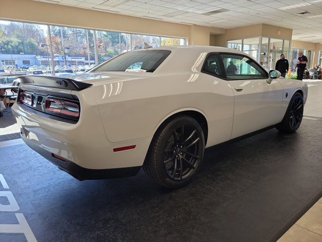 Vehicle image 3 of 20