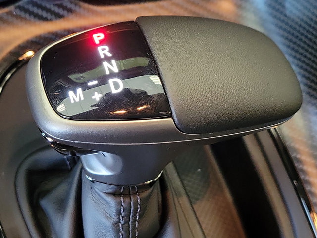 Vehicle image 11 of 20