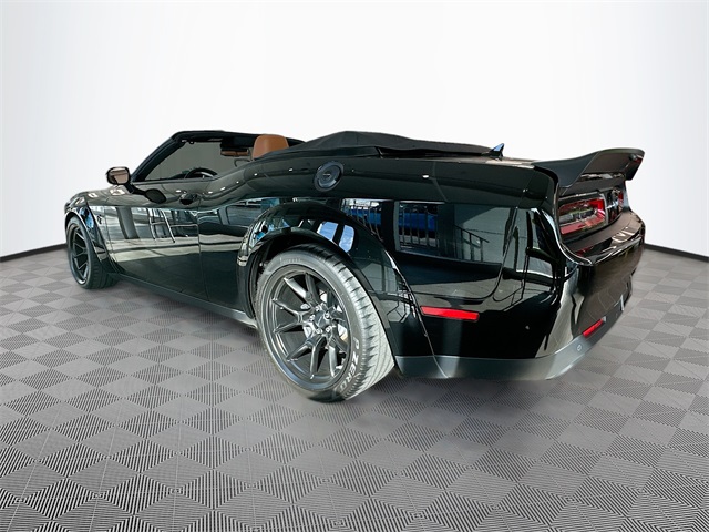 Vehicle image 5 of 19