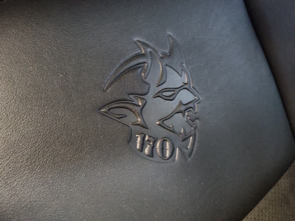 Vehicle image 11 of 16