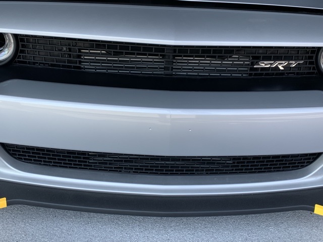 Vehicle image 25 of 33