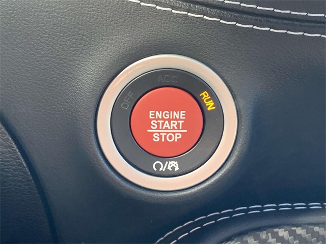 Vehicle image 13 of 33
