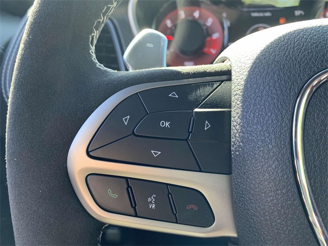 Vehicle image 26 of 33