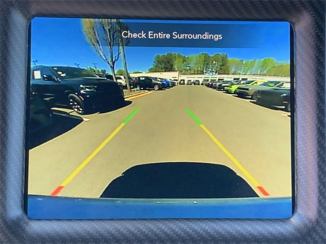 Vehicle image 14 of 33