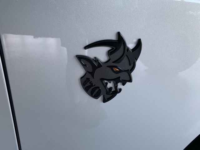 Vehicle image 23 of 33