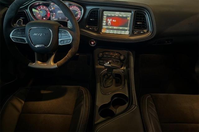 Vehicle image 10 of 20