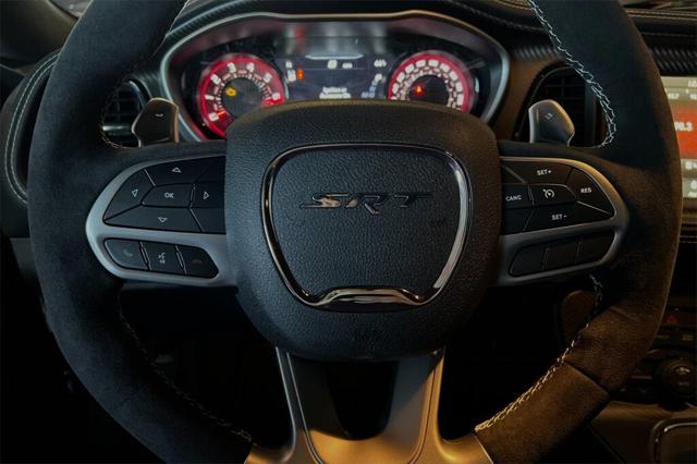 Vehicle image 18 of 20