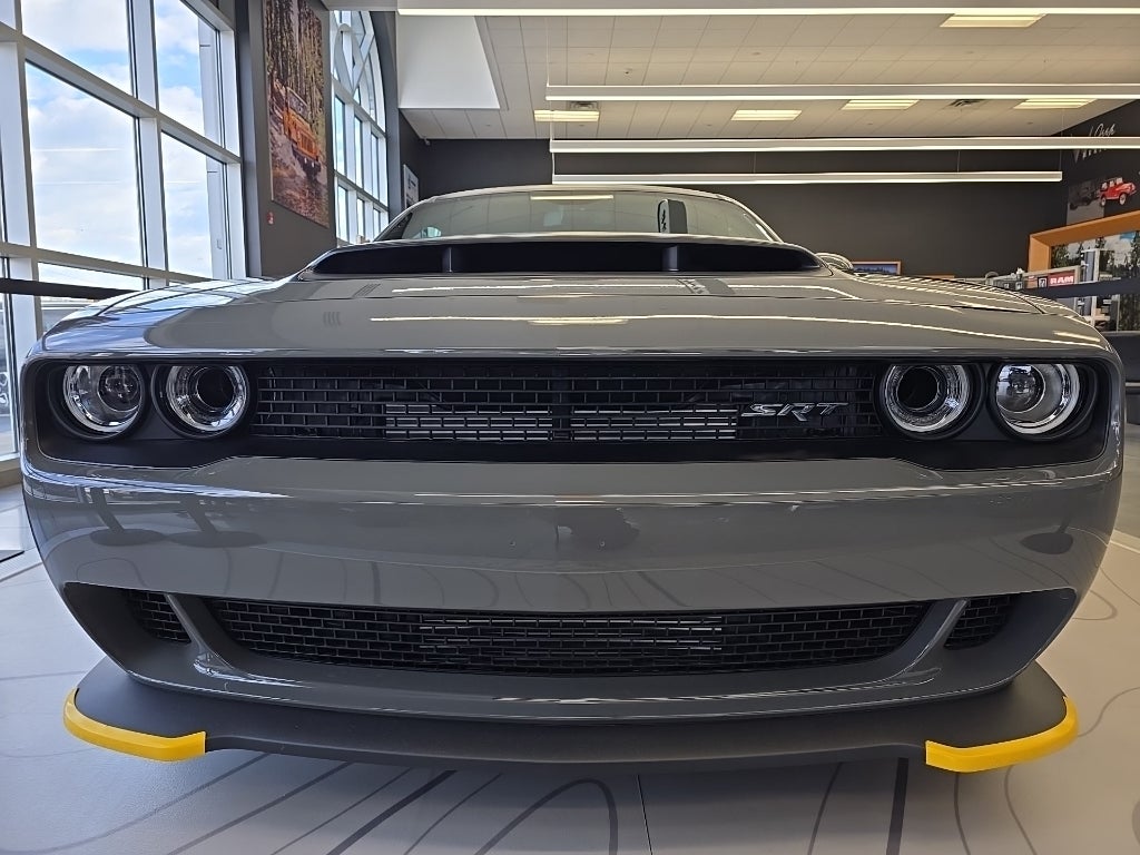 Vehicle image 34 of 35
