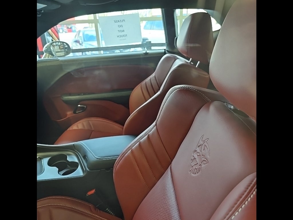 Vehicle image 24 of 35