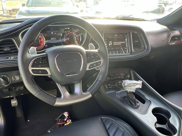 Vehicle image 15 of 22