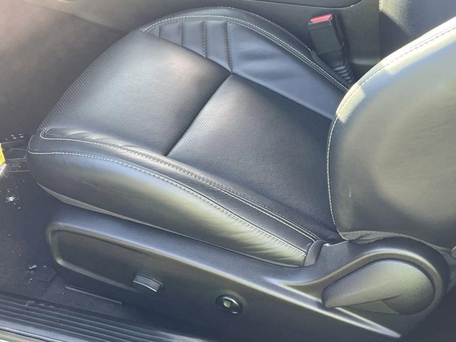 Vehicle image 7 of 22