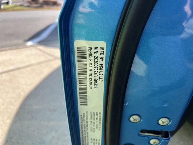 Vehicle image 19 of 22