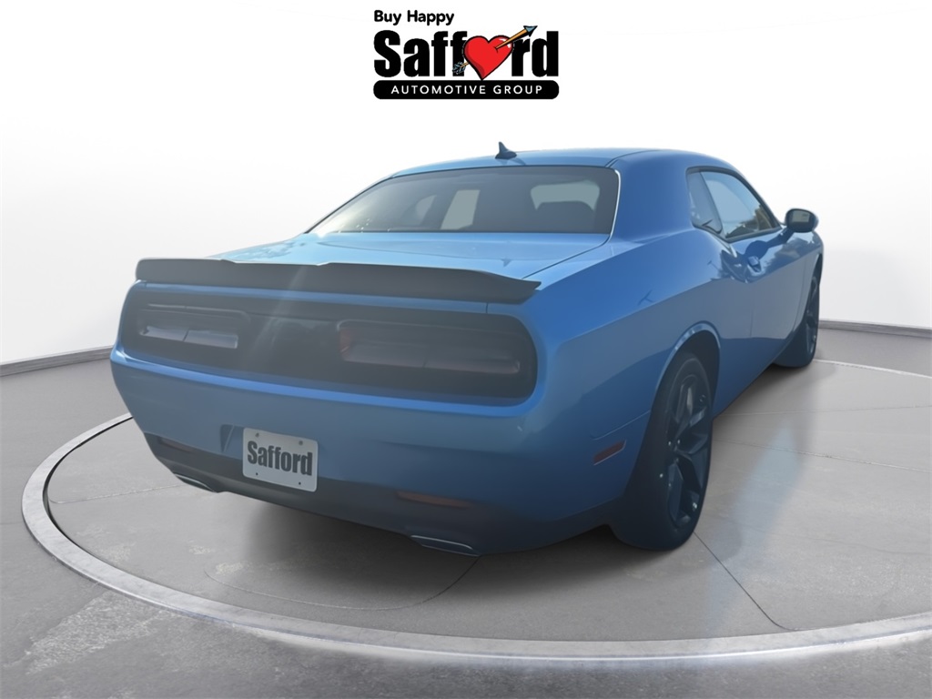 Vehicle image 4 of 29