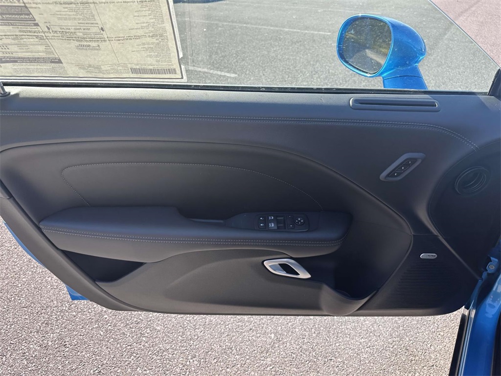 Vehicle image 19 of 29
