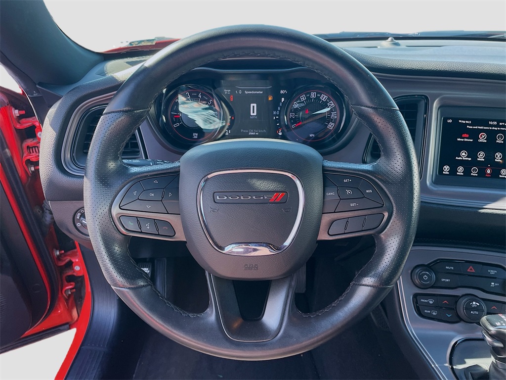 2023 Dodge Challenger SXT Image 18 of 19