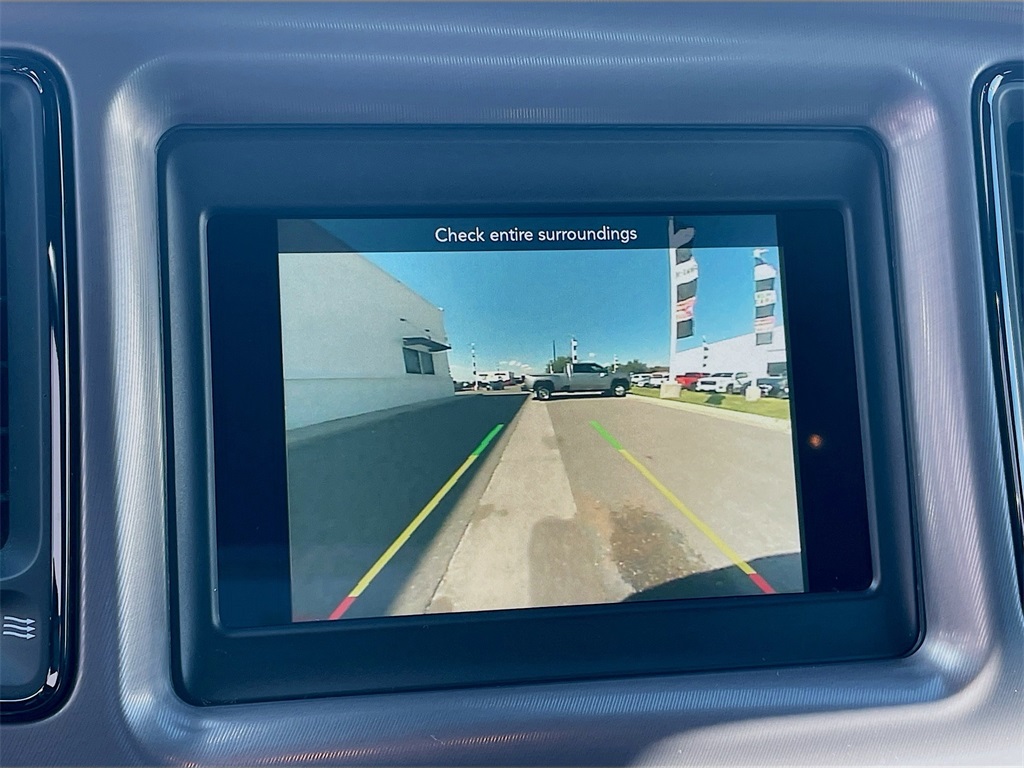 2023 Dodge Challenger SXT Image 13 of 19