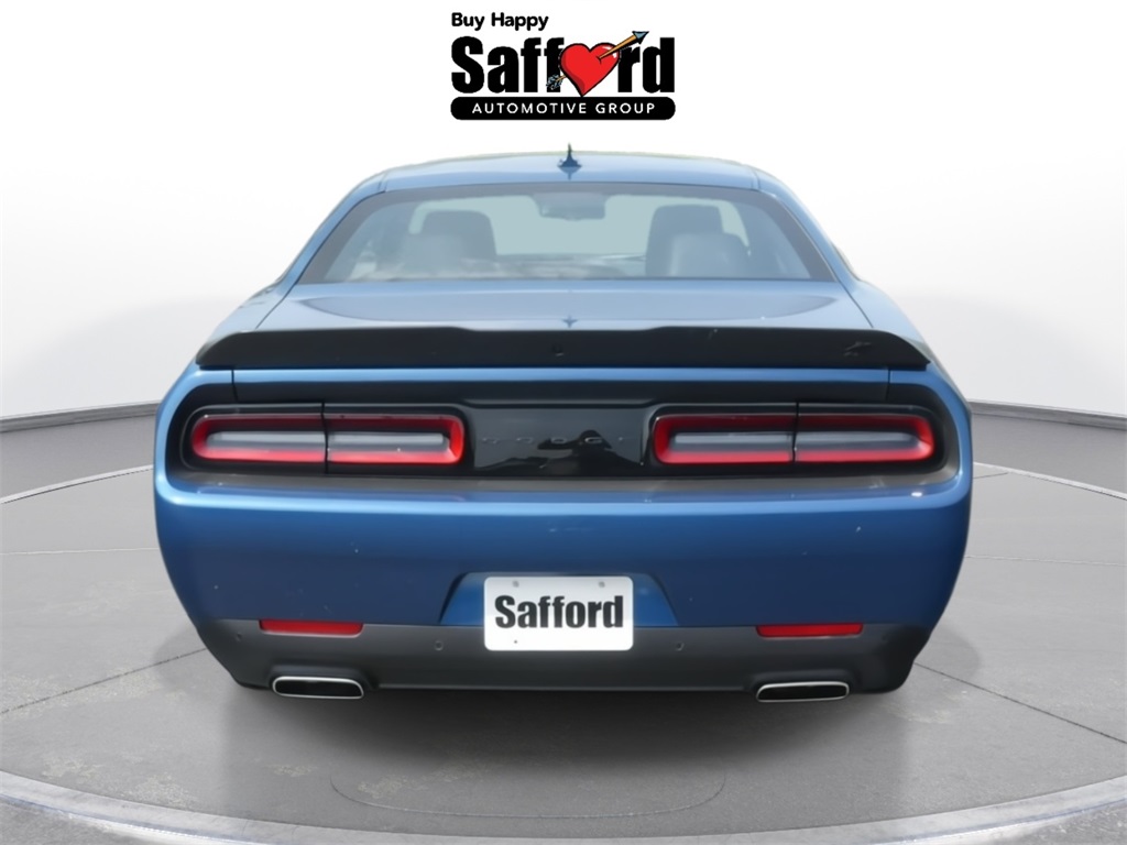 Vehicle image 5 of 17