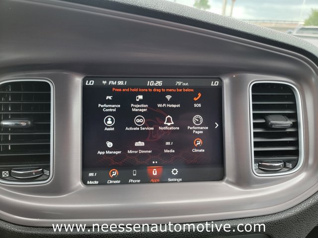 Vehicle image 22 of 33