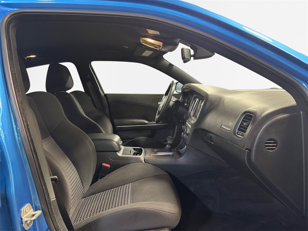2023 Dodge Charger GT Image 12 of 32