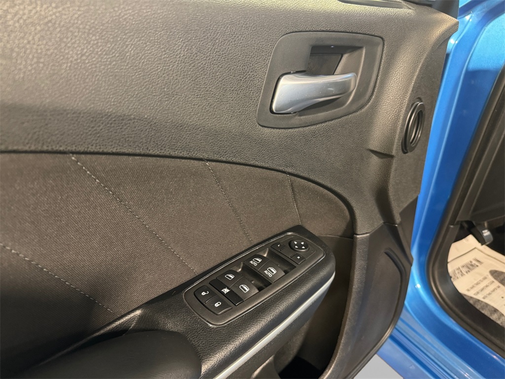 2023 Dodge Charger GT Image 23 of 32