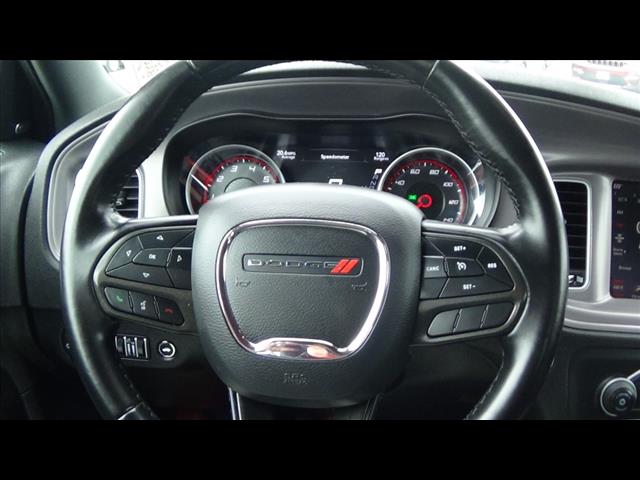 Vehicle image 20 of 25