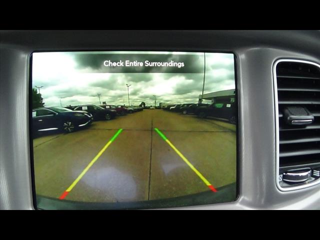 Vehicle image 23 of 25