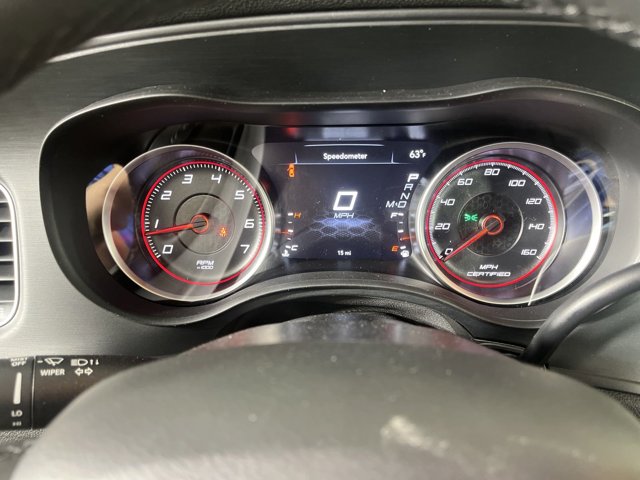 Vehicle image 16 of 27