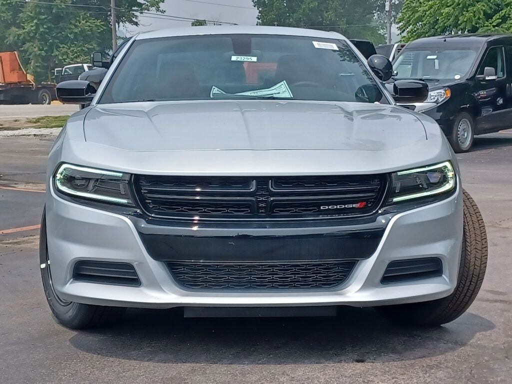 Vehicle image 1 of 40