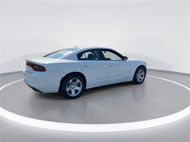 Vehicle image 10 of 38