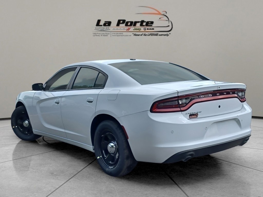 Vehicle image 13 of 40