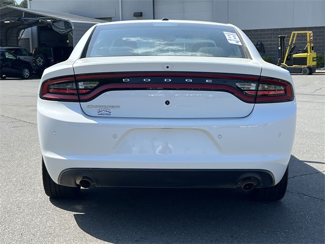 Vehicle image 11 of 37