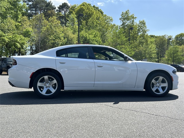 Vehicle image 8 of 37