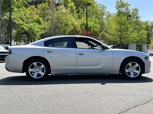 Vehicle image 8 of 41