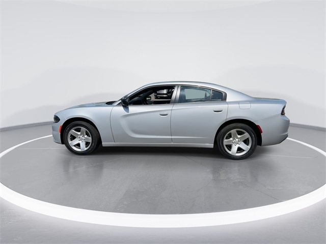 Vehicle image 15 of 41
