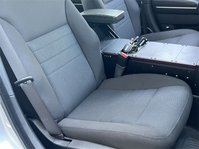 Vehicle image 36 of 41