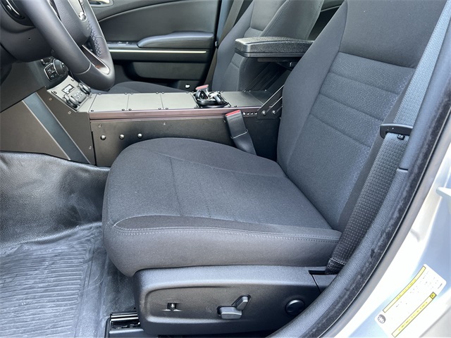 Vehicle image 24 of 41