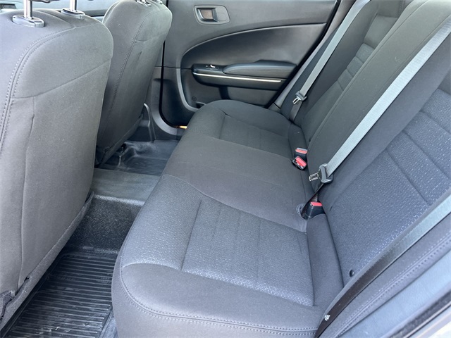 Vehicle image 22 of 41