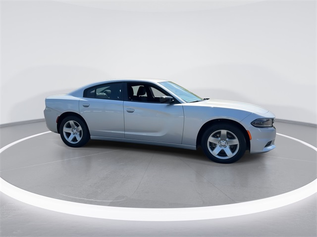Vehicle image 6 of 41