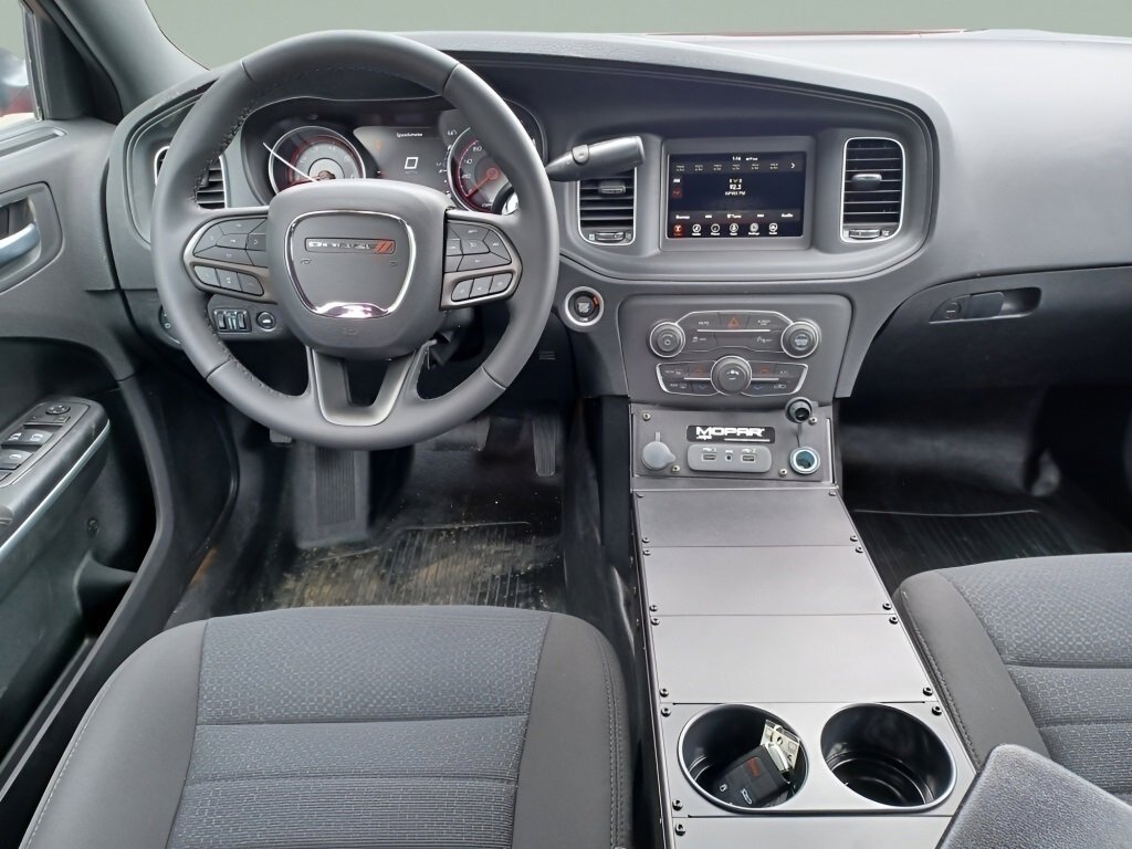 Vehicle image 22 of 40