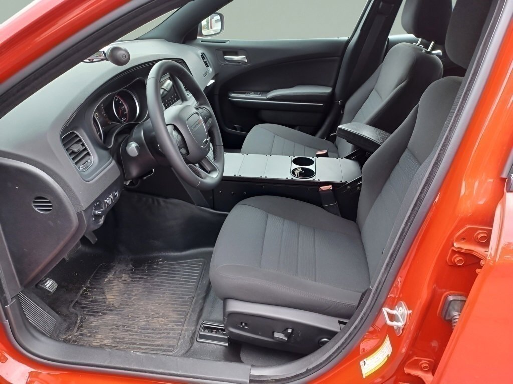 Vehicle image 20 of 40