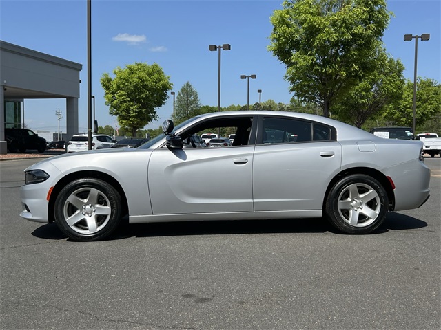 Vehicle image 16 of 37
