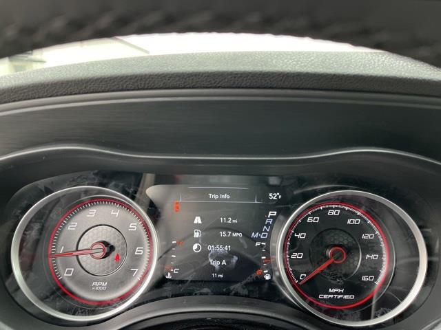 Vehicle image 17 of 19